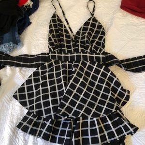 Princess Polly grid romper